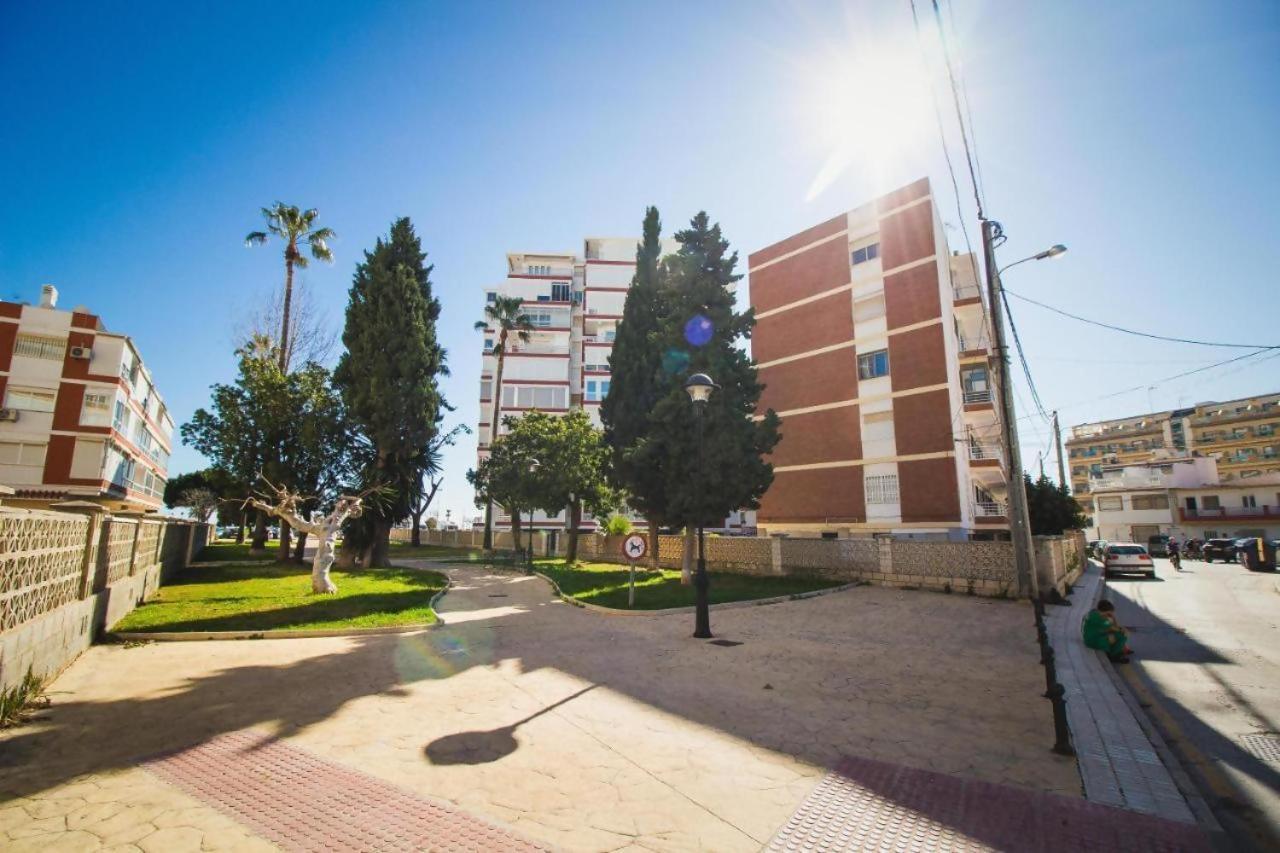 Casa ELI Casa Marenga A 150m de playa y Weekend Apartment Torre Del Mar Bagian luar foto